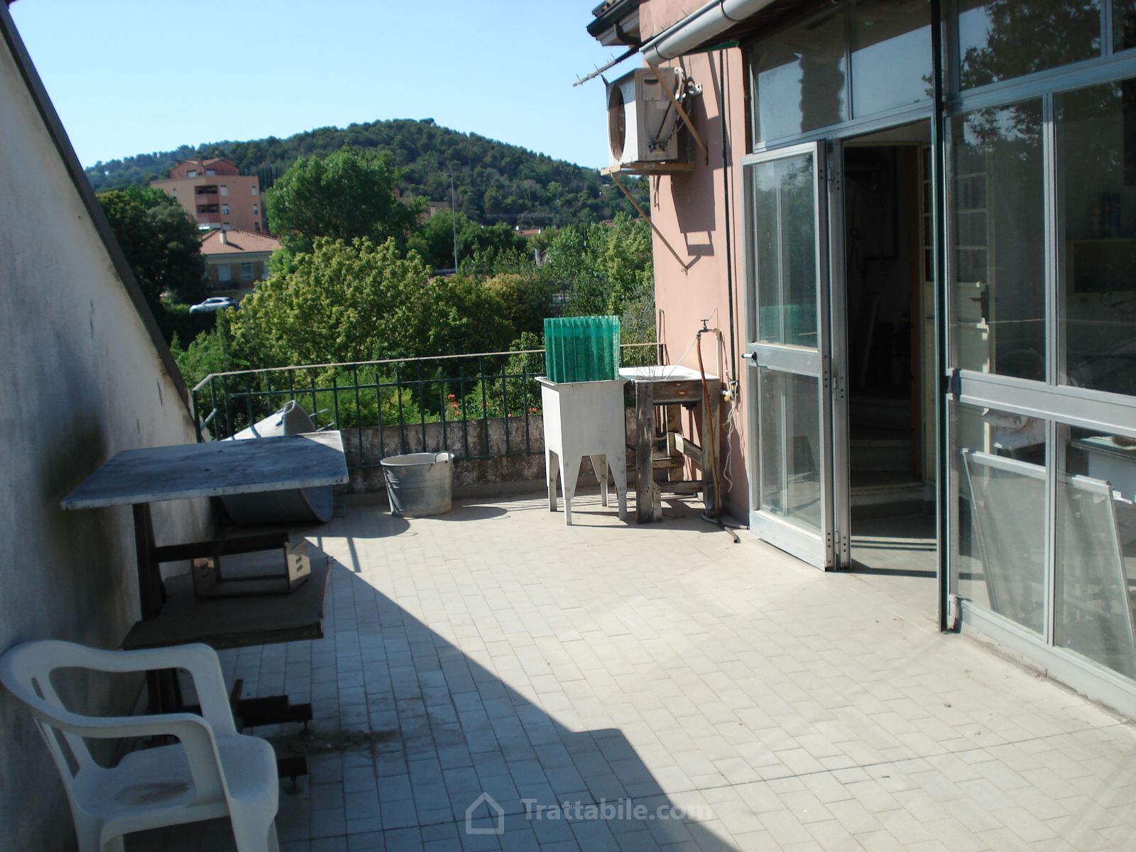 Anteprima 4