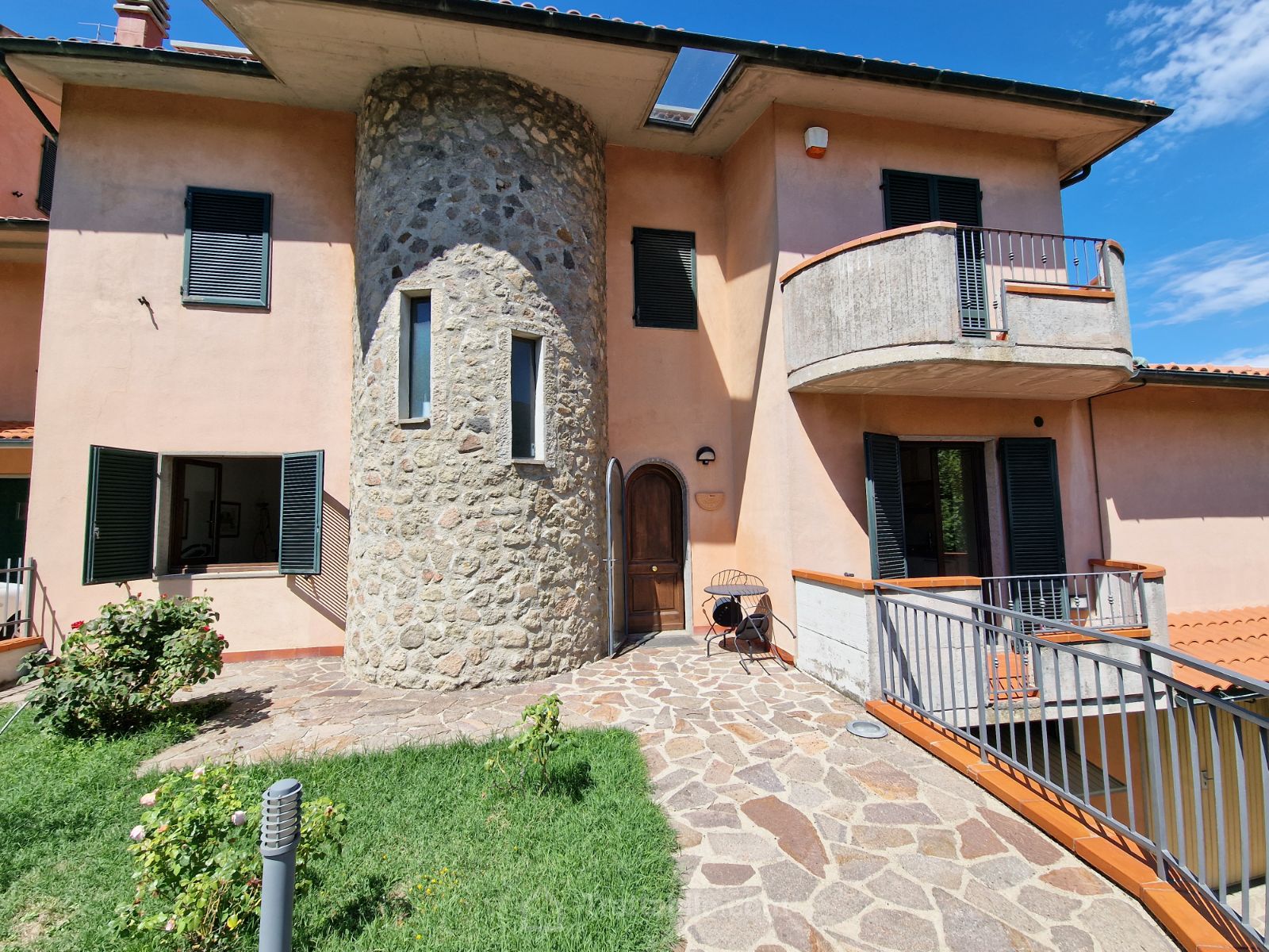 Anteprima 6