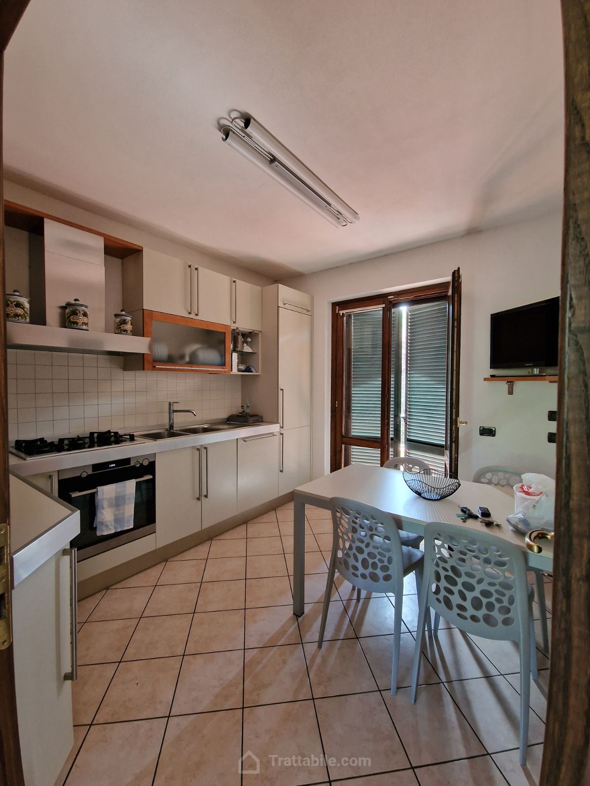 Anteprima 12