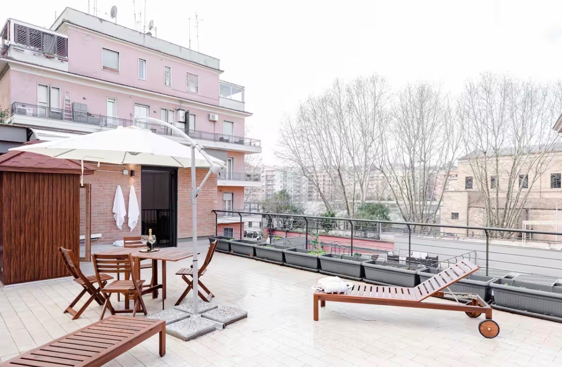 Anteprima 6