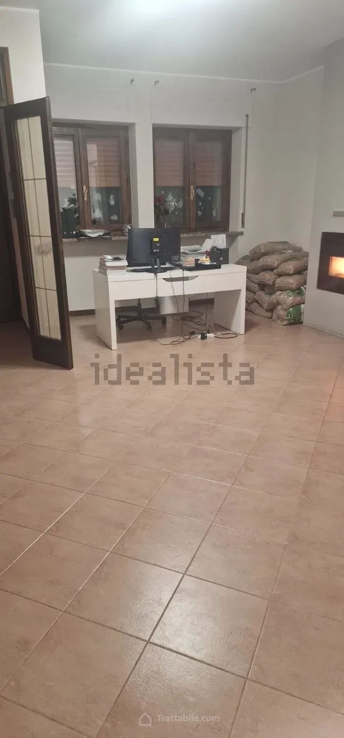 Anteprima 4