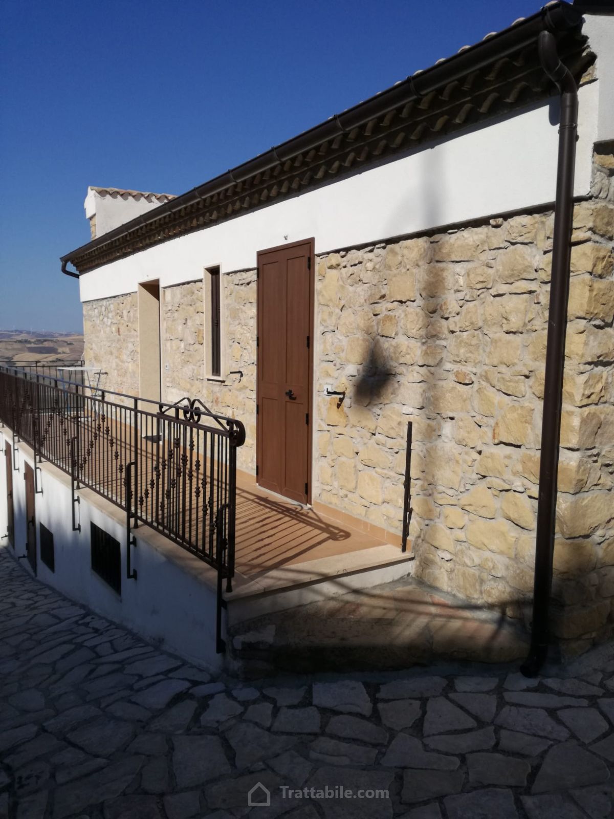 Anteprima 3