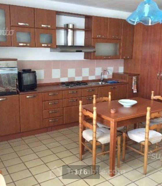 IPPOCAMPO - Manfredonia (FG) - Trilocale al primo piano con terrazzo al piano secondo