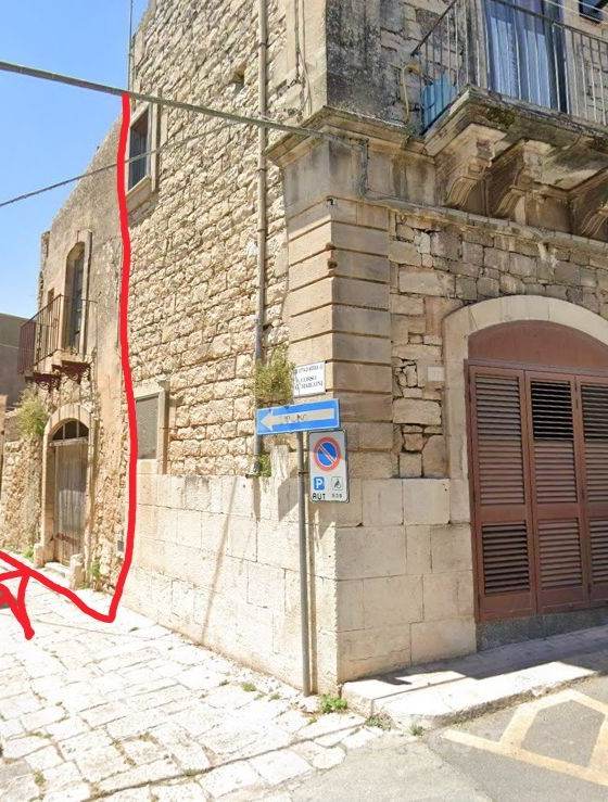 Casa e parcheggi 