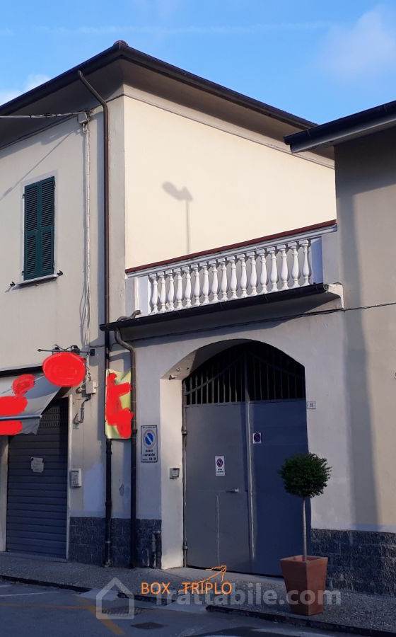 Palazzo 16 camere, box, poszione strategica