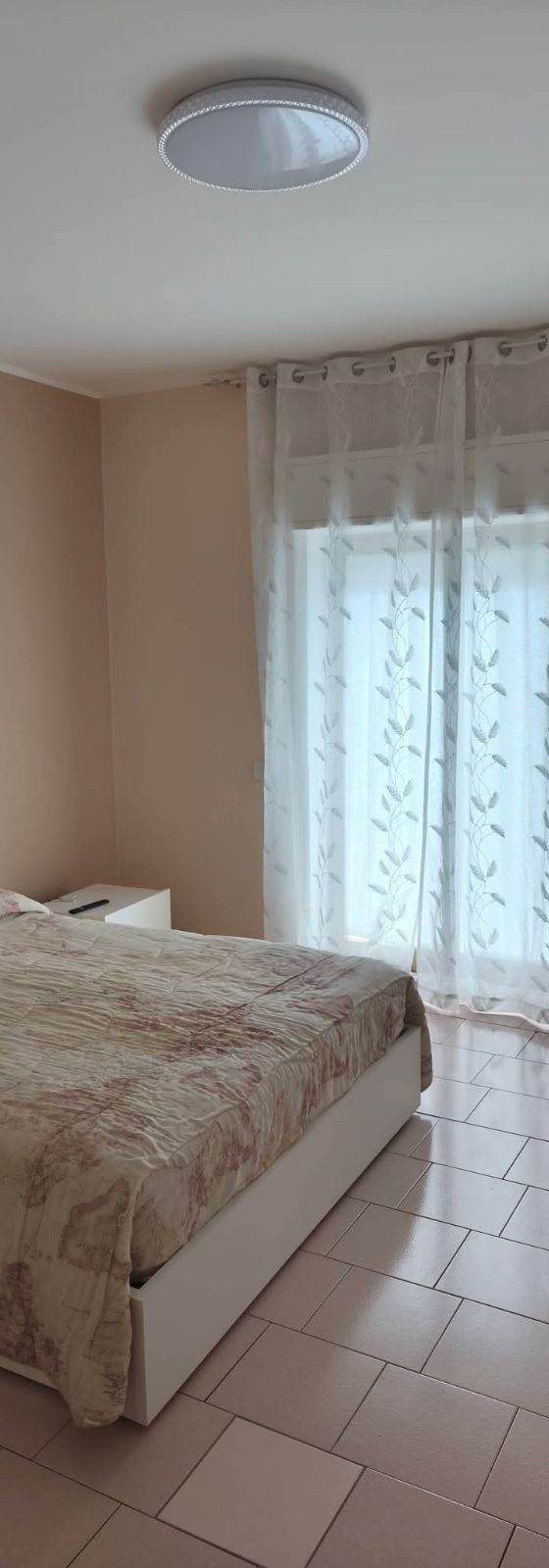 5 vani zona Valle Allegra