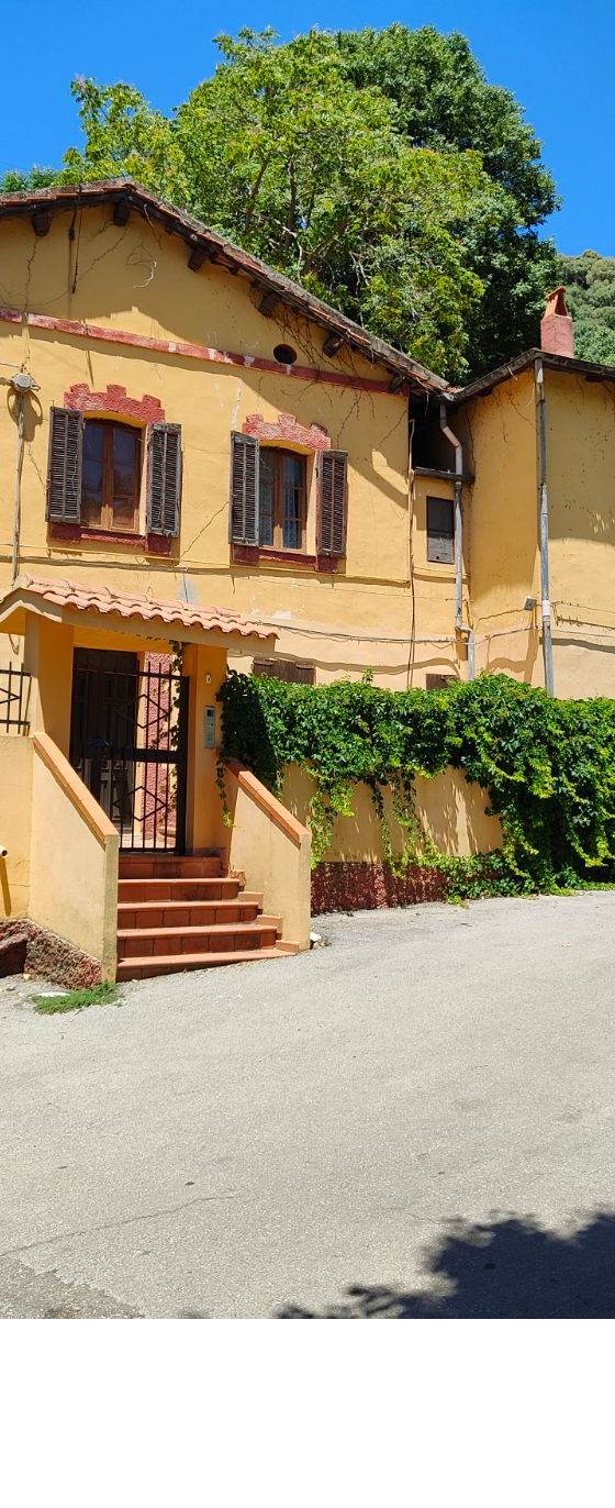 Casa indipendente a Iglesias Fraz San Benedetto